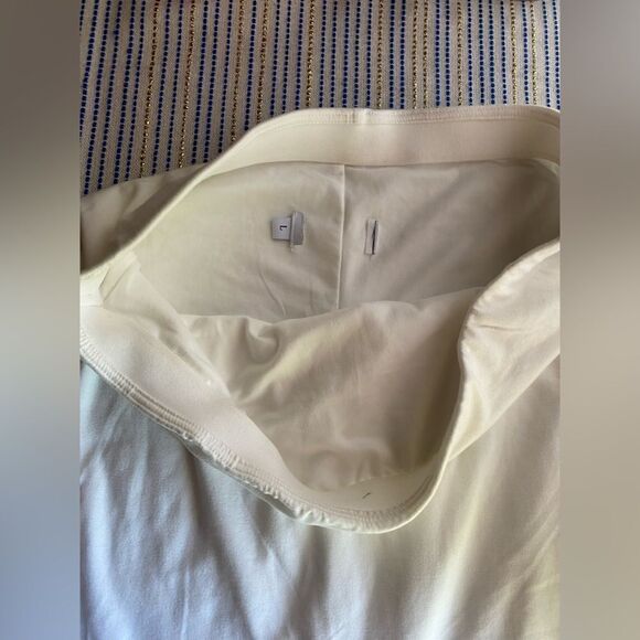 Bumpsuit The Biker Short  Maternity Size Large Ivory White NEW - Picture 7 of 12